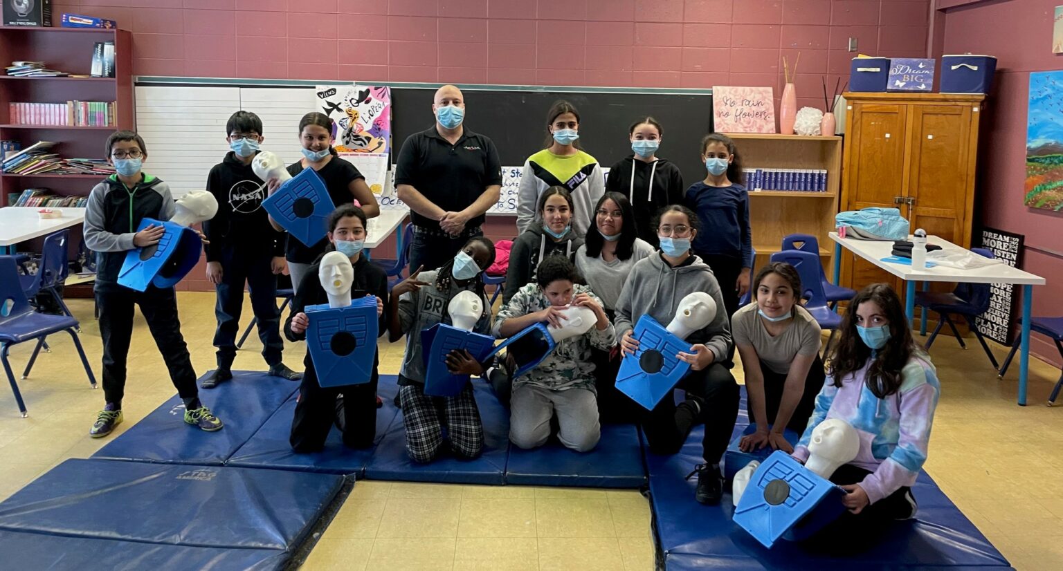 Secouriste à 12 ans? École SaintNoëlChabanel